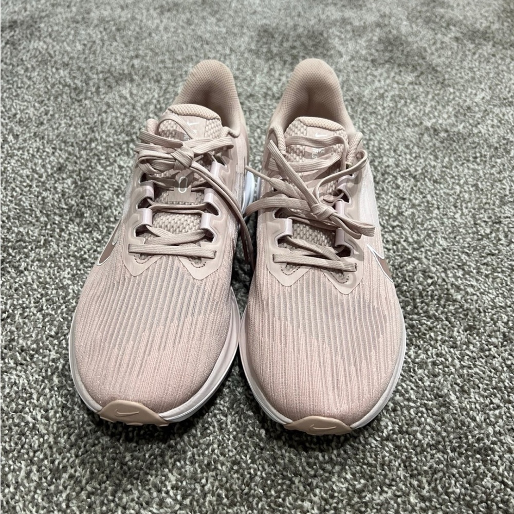 Women’s Nike Winflo 09 Pink Running Shoes